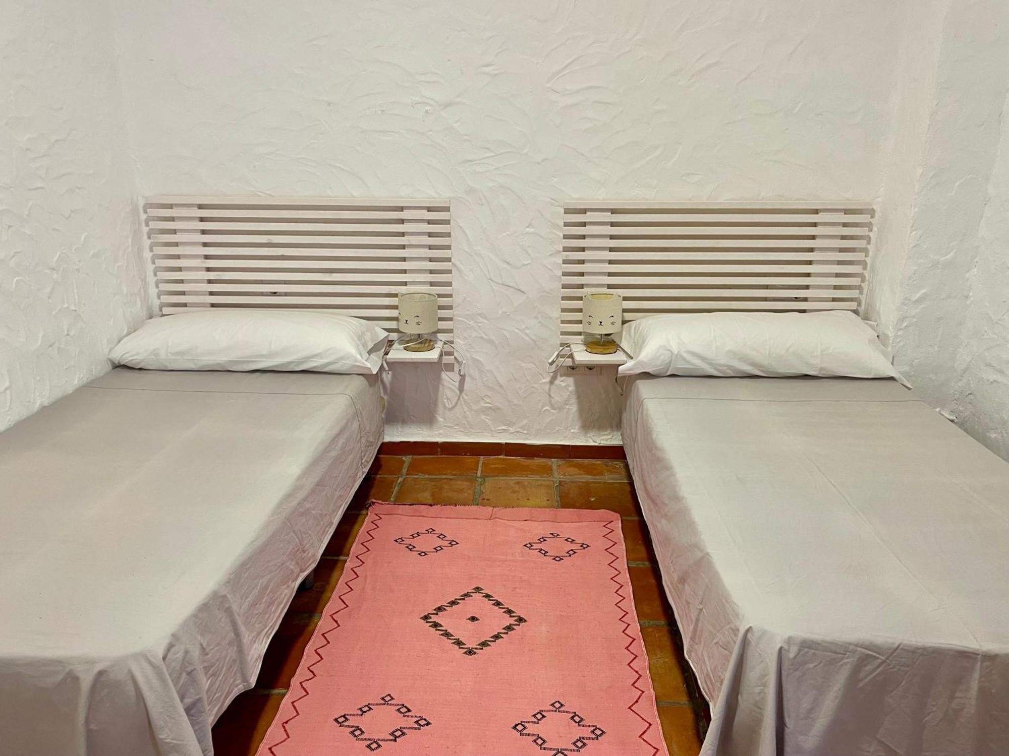 Con Piscina Privada En Bolonia * Tarifa