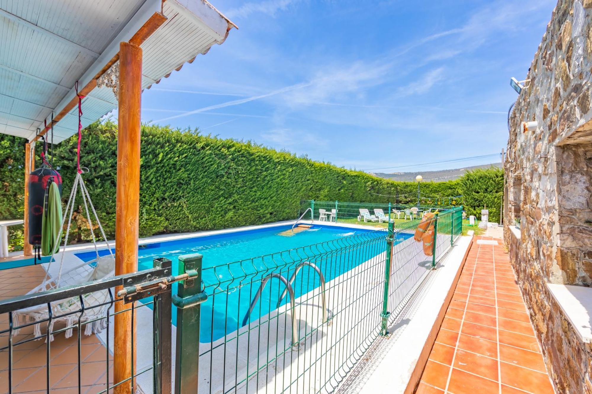 Con Piscina Privada En Bolonia